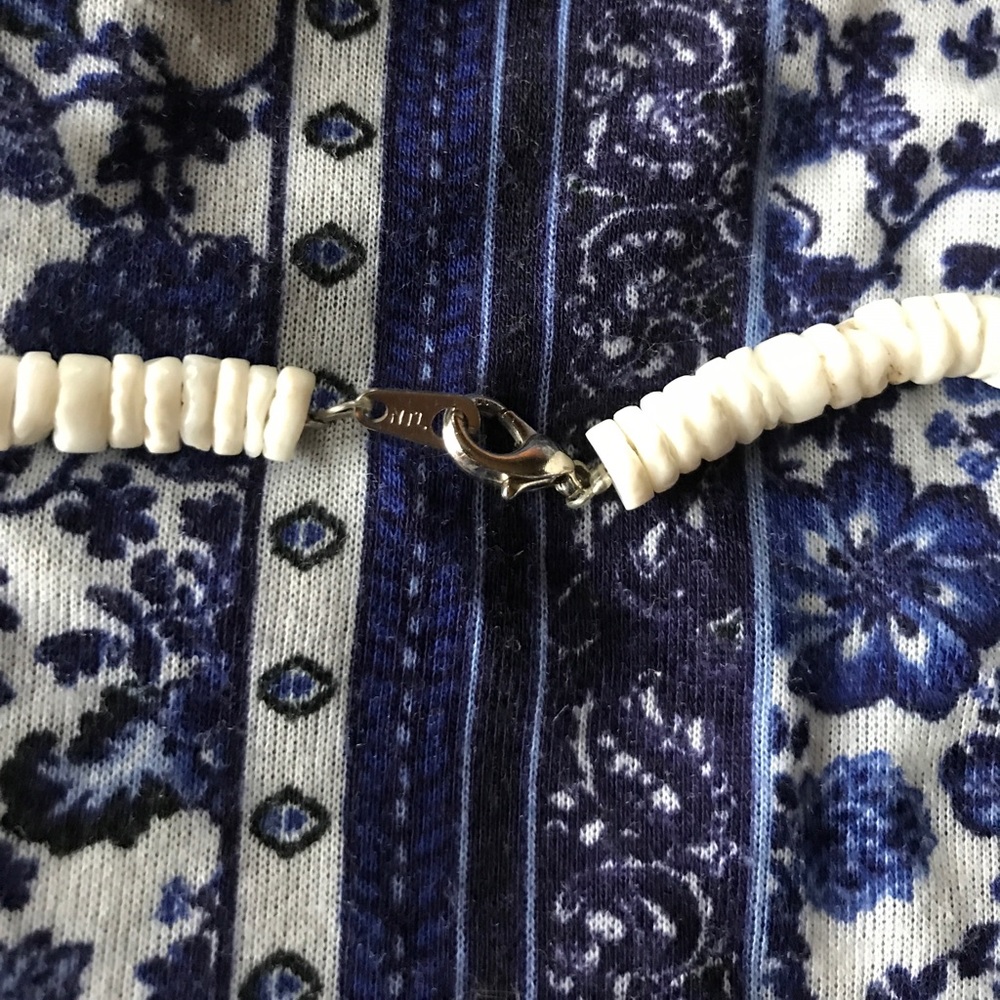 Shell Beaded necklace - Picture 2 of 3